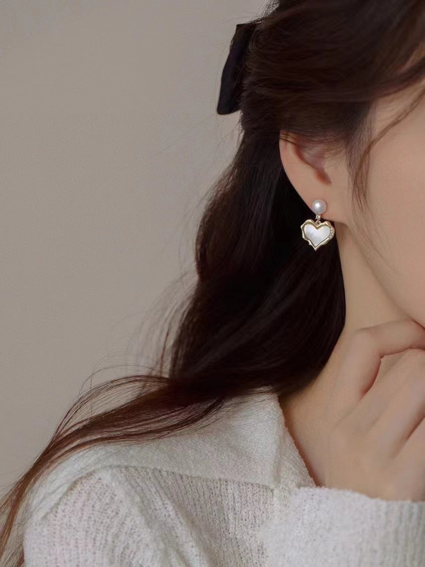 AAA2432 Freshwater Pearl Love Heart Earrings for festival party daily with verification Mather's day Christmas day Valentine's Day Gift