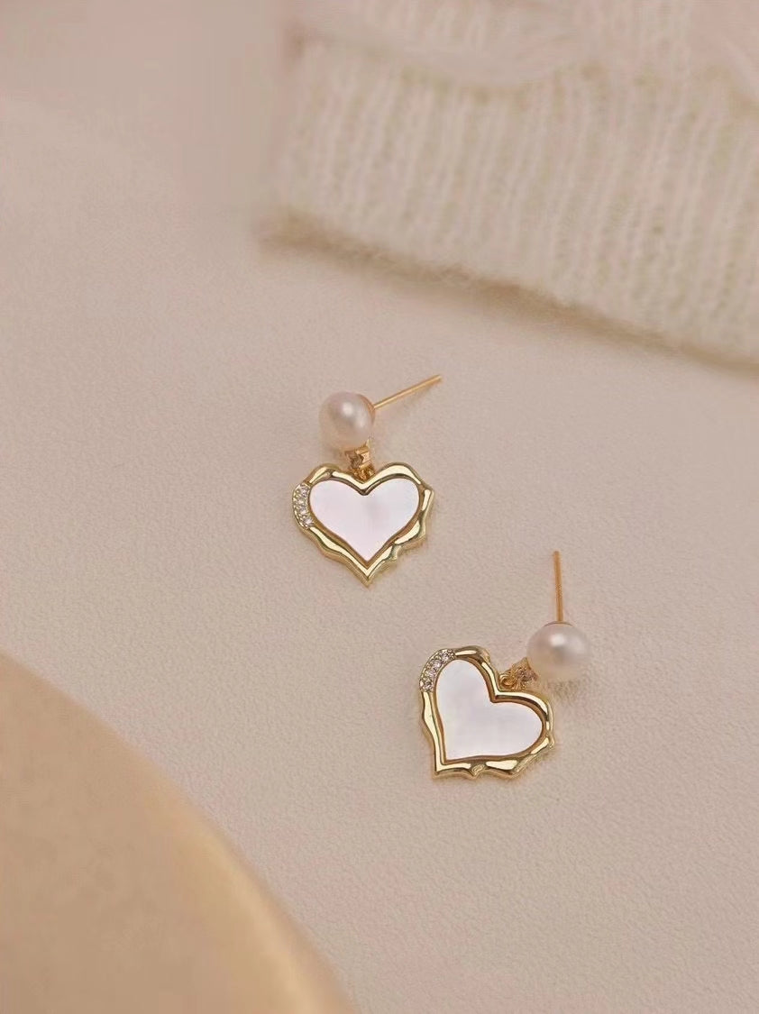 AAA2432 Freshwater Pearl Love Heart Earrings for festival party daily with verification Mather's day Christmas day Valentine's Day Gift